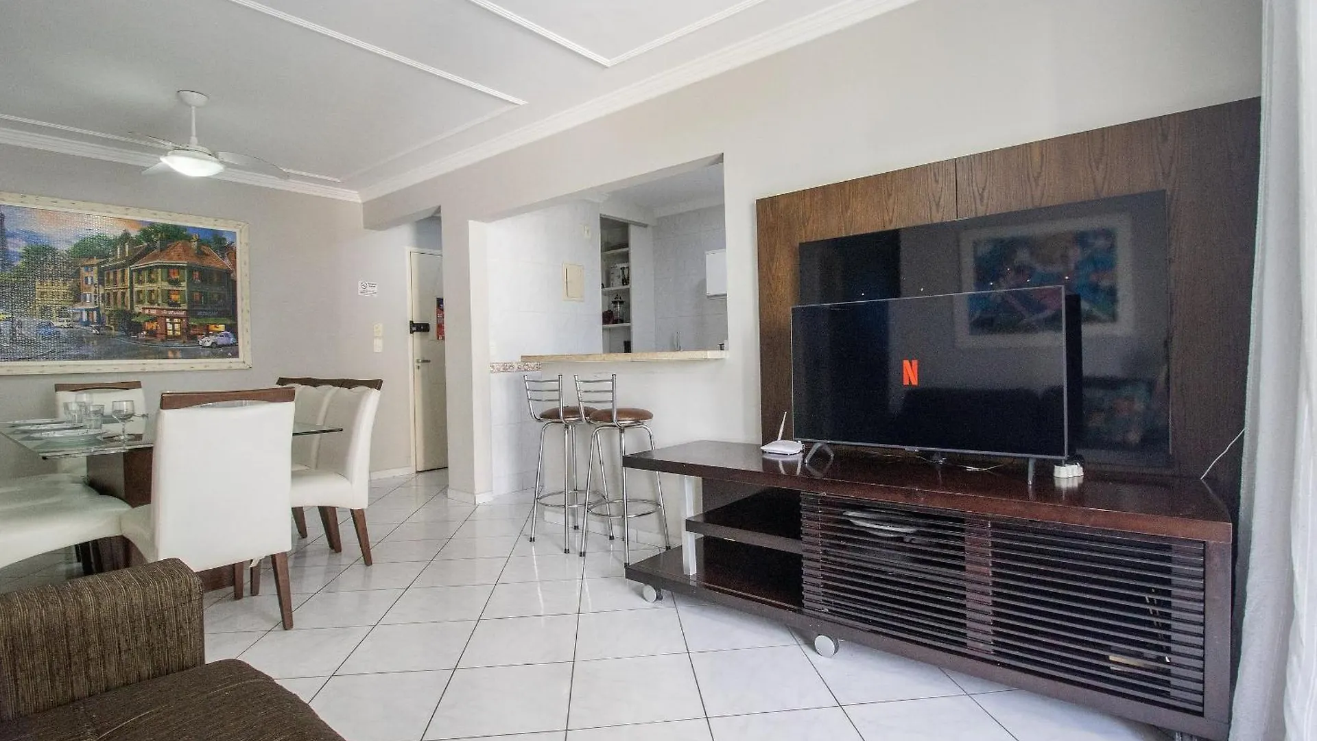 Appartement PR11 - 4 Dorm, Espaço Aconchegante, Centro, Garagem para Camionete, Wi-Fi Balneário Camboriú